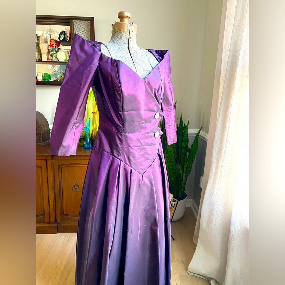 Insane vintage 80s/90s iridescent floor length dress
